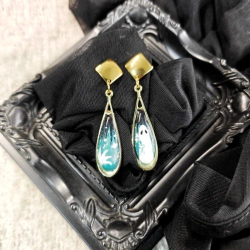 1000002836.webp Ghost in the Meadow earrings