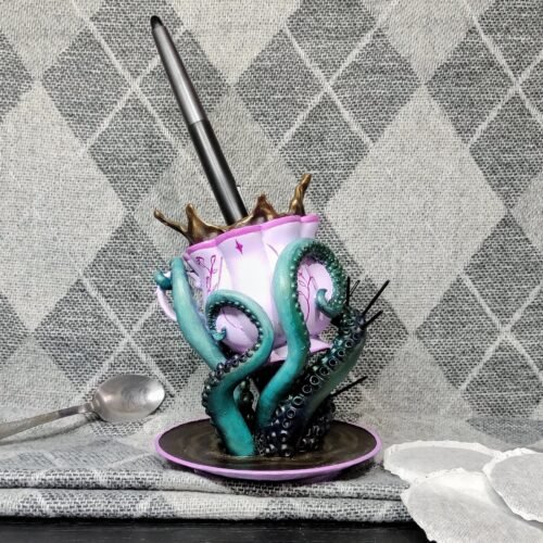 1000003300-01.jpeg Flora – teacup pen holder