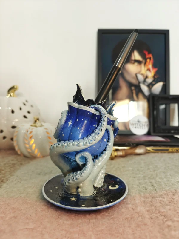 1000011309.webp Night Sky – teacup pen holder