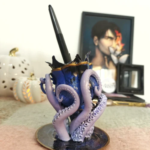 1000011311.webp Night Cats – teacup pen holder