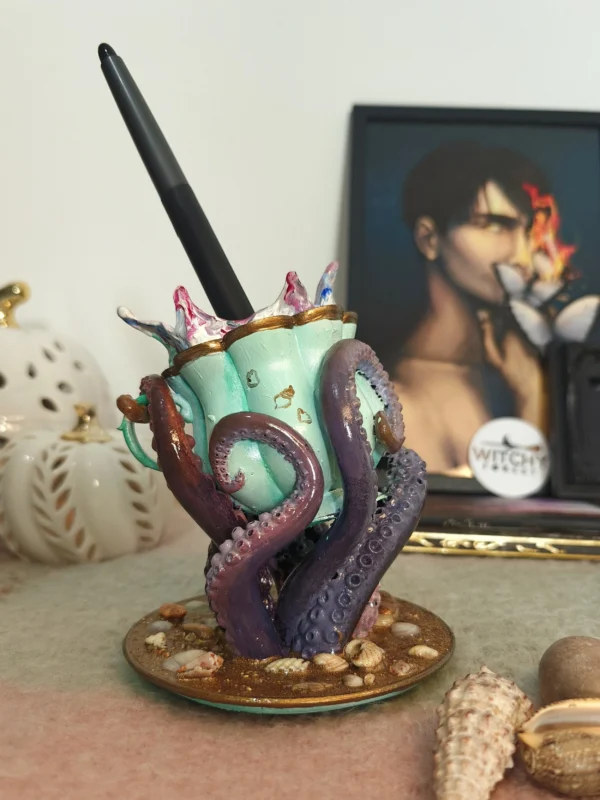 Summer Wonder – teacup pen holder