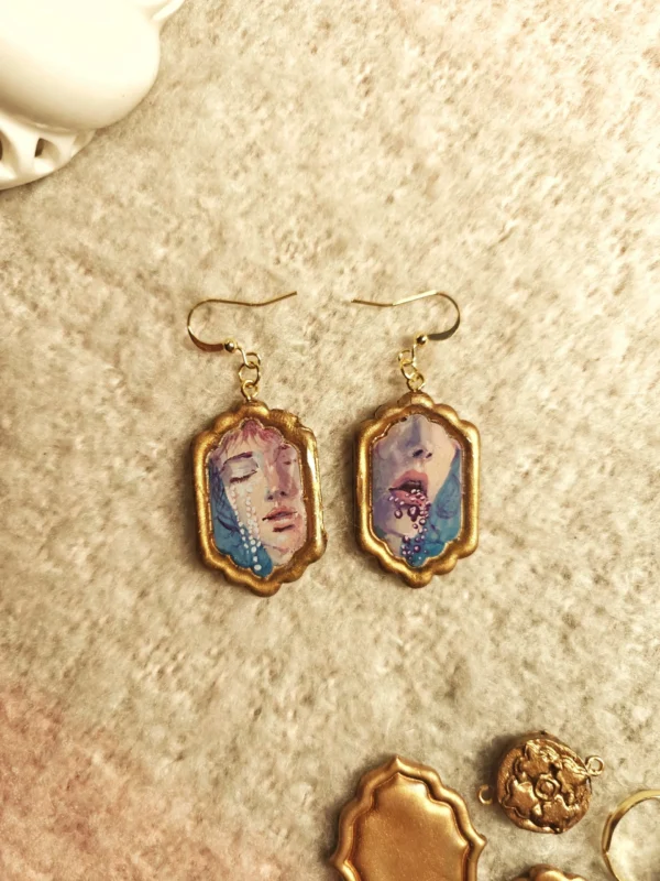 Pearls – earrings