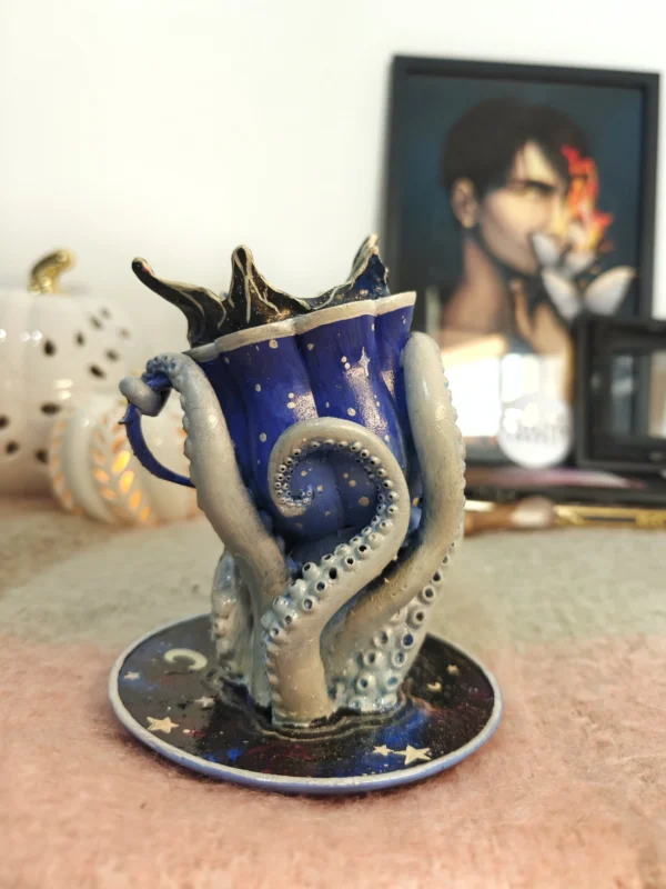1000011303.webp Night Sky – teacup pen holder