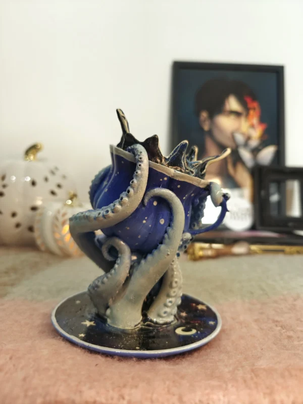 1000011305.webp Night Sky – teacup pen holder