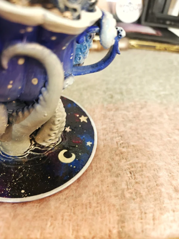 1000011307.webp Night Sky – teacup pen holder