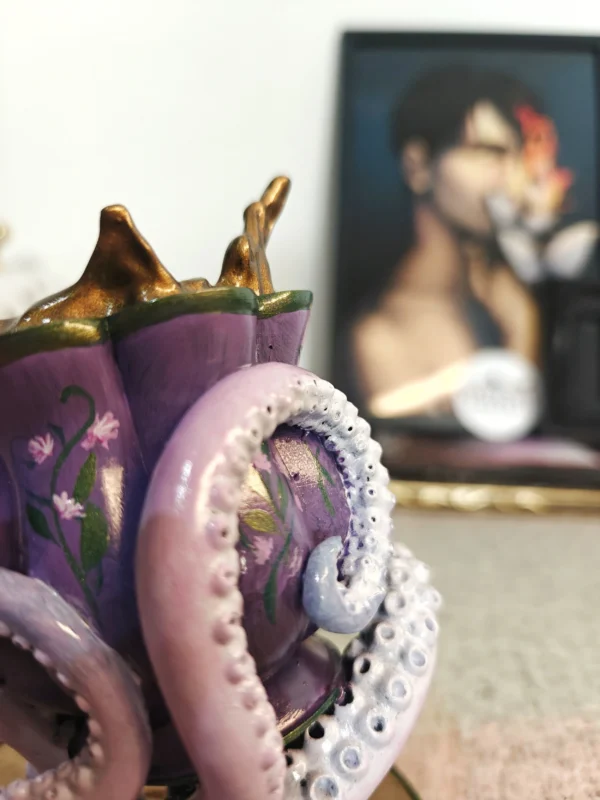 1000011323.webp A bouquet of pink – teacup pen holder