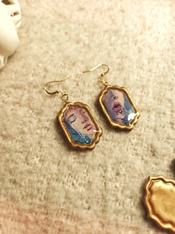 Pearls – earrings