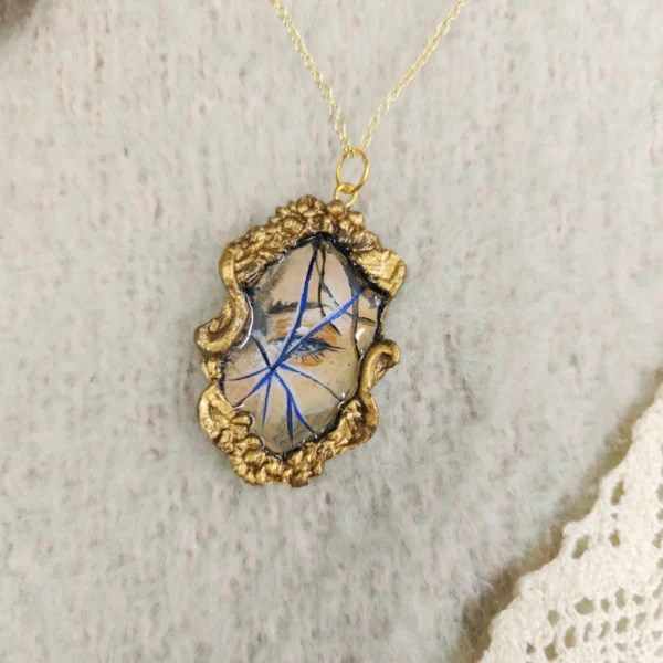 processed_f4d5e831204146c88649d2750f0fb9be.webp Broken Necklace
